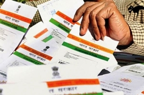 Linking Aadhaar to bank accounts mandatory? RBI clarifies