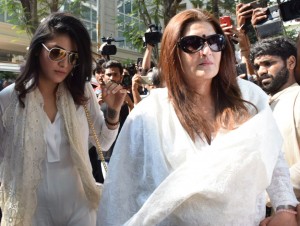 Sridevi's final journey - funeral