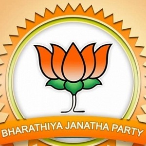 Police case filed against this Vaaranam Aayiram actress by BJP!