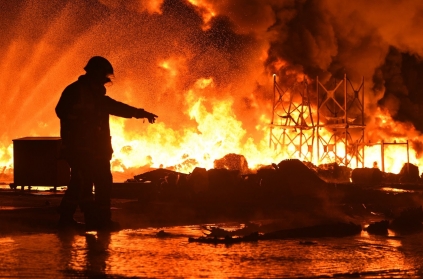 Fire breaks out at Mumbai building: Eight people rescued