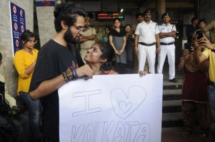 Youths in Kolkata offer free hugs where couple was attacked for hugging