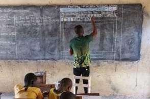 Teacher who used chalkboard in computer class gets Microsoft’s aid