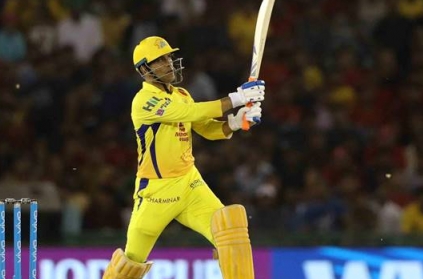 RCB vs CSK: Dhoni finishes off in style!