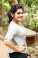 Niveda Thomas (aka) NivedaThomas