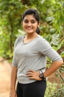 Niveda Thomas (aka) NivedaThomas