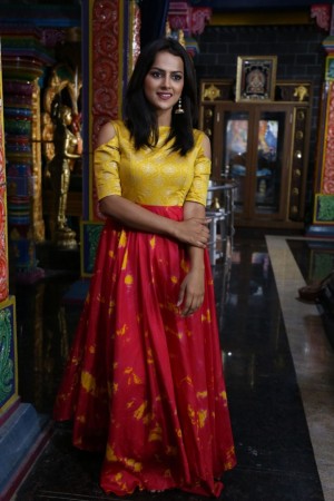 Shraddha Srinath (aka) Shradha Srinath