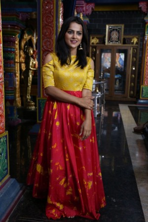 Shraddha Srinath (aka) Shradha Srinath