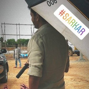 Latest picture from Sarkar shooting spot - goes instantly viral