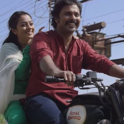 Vijay Sethupathi's Seethakaathi Avan Video Song
