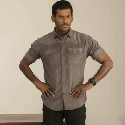 Vishal thanks the audience for Irumbu Thirai's response