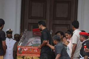 Karunanidhi death: Political leaders and Celebrities pay homage