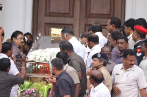 Karunanidhi death: Political leaders and Celebrities pay homage